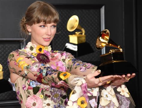 Taylor Swift Wins Grammy For Album Of The Year For ‘folklore Malay Mail