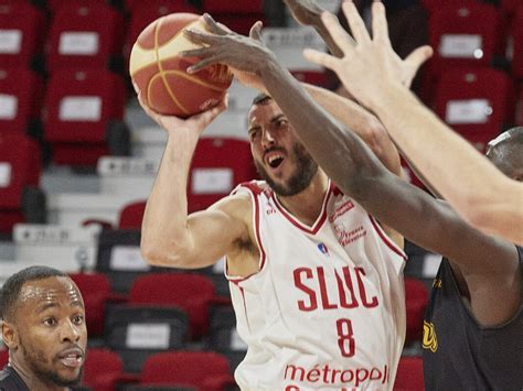 BASKET BALL Pro B 12e journée SLUC Nancy un retour une arrivée