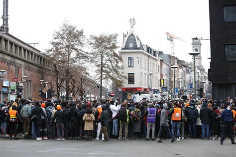 Zamieszki W Brukseli Po Mierci Latka W Centrum Wydarze Znalaz