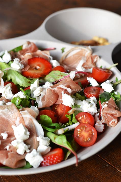 Salade Met Aardbei Geitenkaas En Parmaham Ohmyfoodness