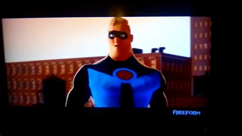 The Incredibles 2004 Mr Incredible Meets Elastigirl Scene Youtube