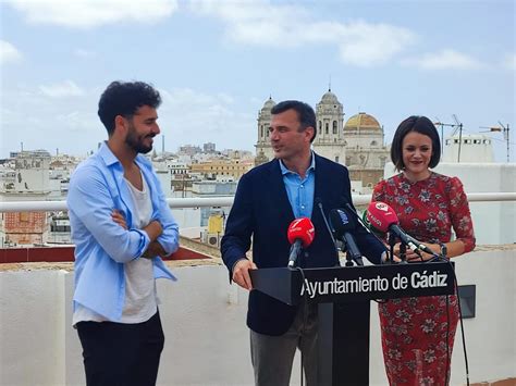 Antoñito Molina será el nuevo pregonero del Carnaval de Cádiz 2025