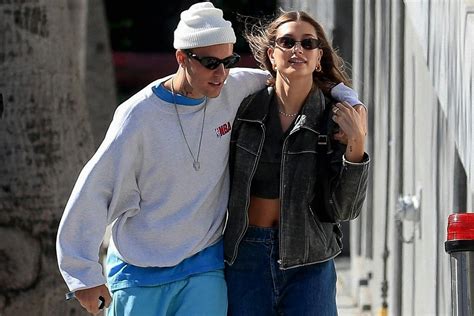 The Best Crewneck Sweatshirts to Shop Now
