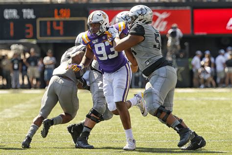 Lsu Football Loses Duo Of Defensive Linemen To Transfer Portal