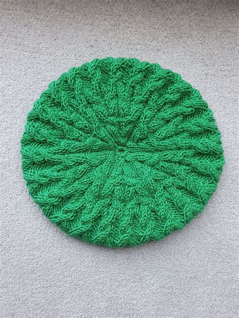 Beret Etsy Uk Beret Knitted Hats Green Beret