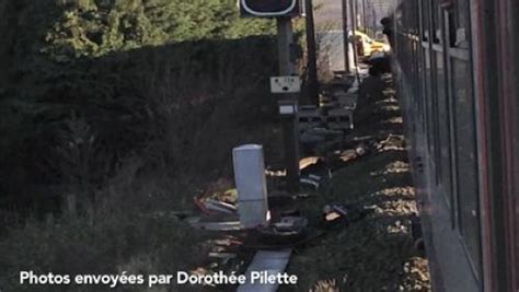 Un Train Percute Une Voiture Un Mort