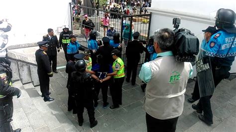 Pelea Contra Los Policías Municipales Y Los Agente Youtube