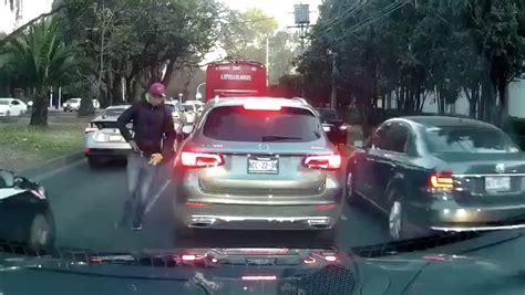 Video Captan Asalto A Automovilista En Paseo De Las Palmas N