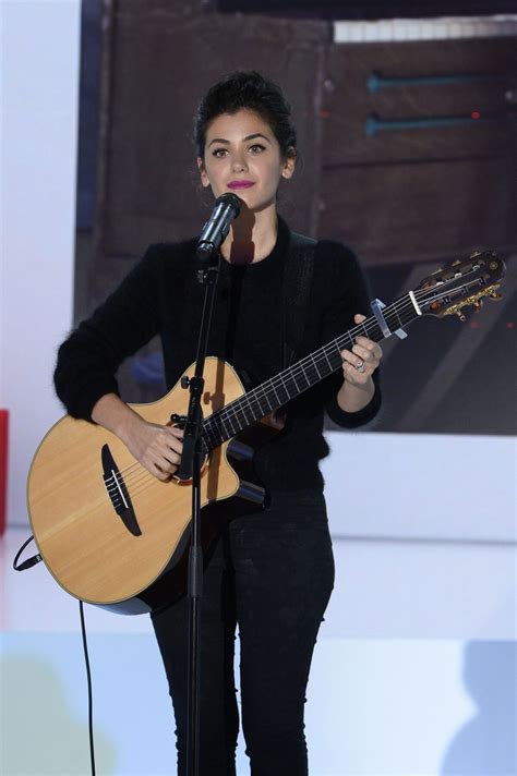 Vidéo Katie Melua Enregistrement De Lémission Vivement Dimanche à Paris Le 11 Septembre