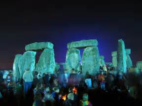 File:Stonehenge Summer Solstice eve 02.jpg - Wikipedia