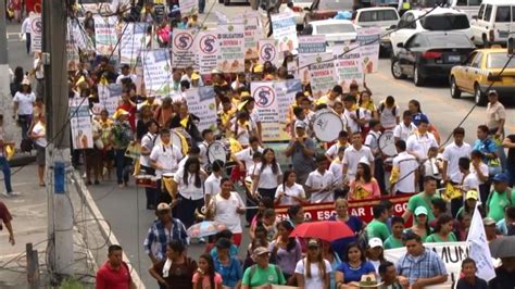 En El Salvador Rechazan Intentos De Privatizar El Agua Hispantv