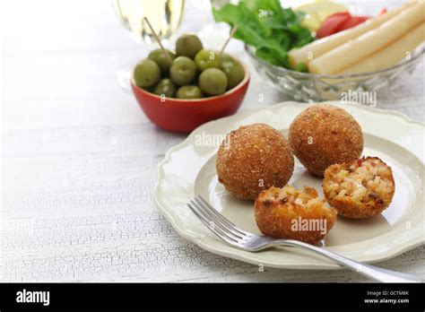 Italienische Arancini Fotos Und Bildmaterial In Hoher Aufl Sung Alamy