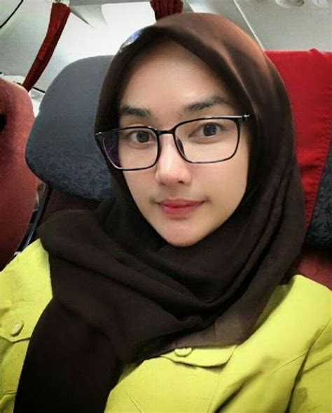 Mama Muda Lover Deretan Foto Wanita Cantik Lokal Hangat Yang Bikin