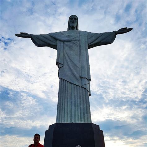 O Corcovado E O Cristo Redentor Rio De Janeiro