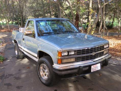 1989 Chevrolet Silverado K1500 Z71 4X4, blue over white, recent new ...