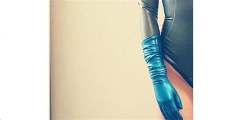 Olivia Munn teases Psylocke costume