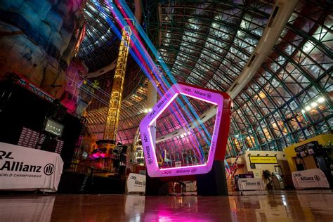 DRL 2018 Level 4 Adventuredome Drone Racing League Video Dailymotion