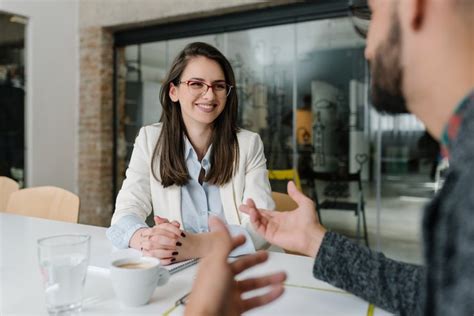 How To Make A Great First Impression At Your Job Interview Freesumes