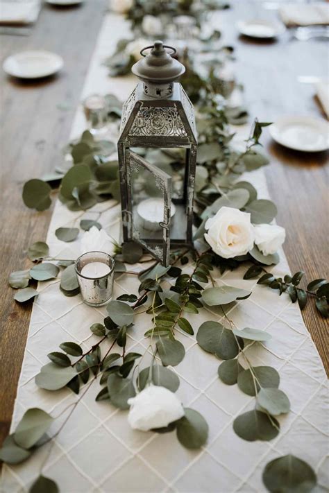 44 Best Lantern Centerpieces For Your Wedding Reception