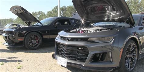 2017 Camaro ZL1 Races Dodge Challenger Hellcat GM Authority