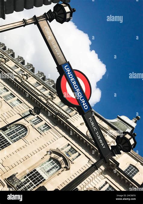 Illuminated London Underground Sign Hi Res Stock Photography And Images