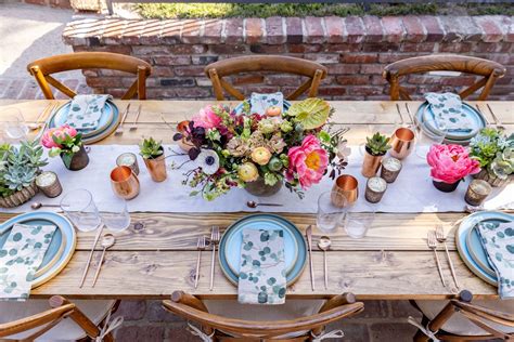 How To Host A Dinner Party Like A Pro The Bash