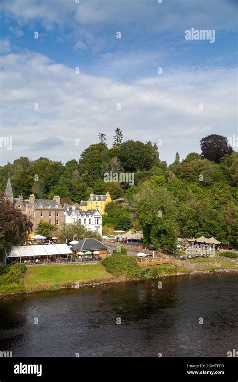 River tay scotland bridge trees hi-res stock photography and images - Alamy