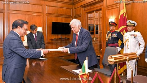 Buwaneka Aluwihare Takes Oath As The Acting Chief Justice Hiru News