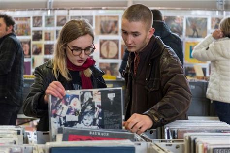 Quatre Choses Pratiques Savoir Sur La Bourse Aux Disques Et Aux