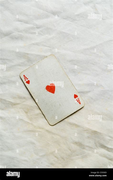 Herz ass karte Fotos und Bildmaterial in hoher Auflösung Alamy