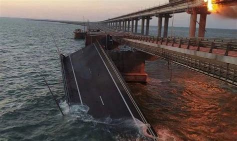 Крым. Мост. Начало, - Подоляк прокомментировал взрывы на Крымском мосту ...