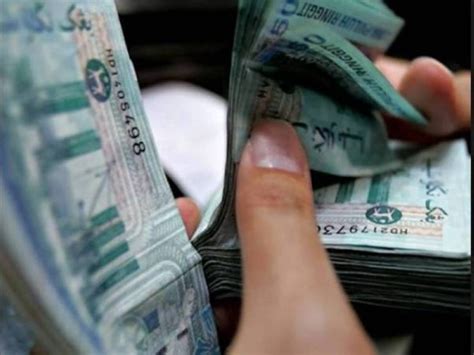 Ringgit Dibuka Rendah Berbanding Dolar As Sinar Harian