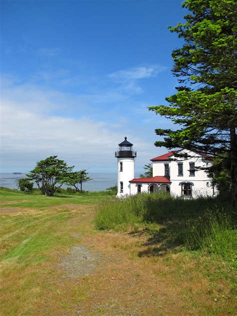 Fort Casey Lighthouse by Latrodectus-Pallidus on DeviantArt