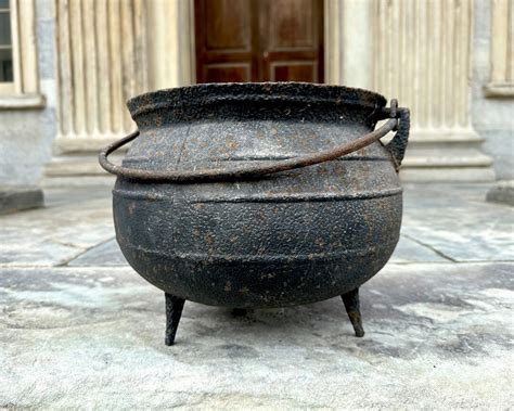 Large Antique Cast Iron Cauldron Farmhouse Antiques Etsy