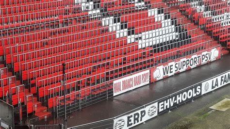 Rik Elfrink On Twitter In Het Philips Stadion Heeft Een Aantal