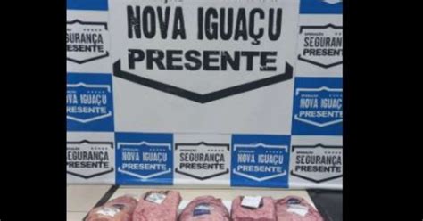 Mulher Presa Ap S Tentar Furtar Kg De Carne De Supermercado Em Nova