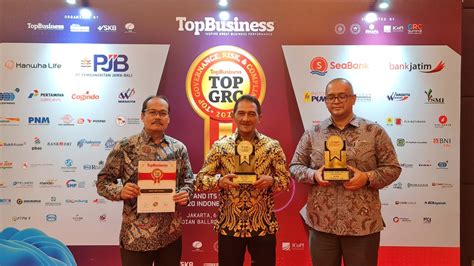 Bank Aceh Syariah Raih Dua Penghargaan Di Top GRC Awards 2022