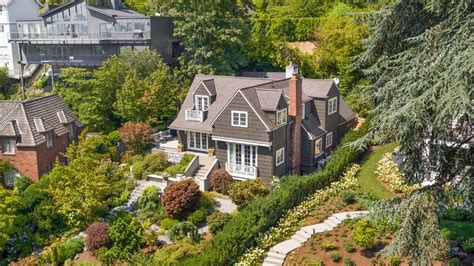 Photos: Iconic Washington Park home boasts stunning views of Lake WA ...