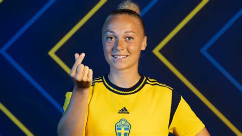 Swedish Midfielder Hanna Bennisons Rapid Rise To European Championship