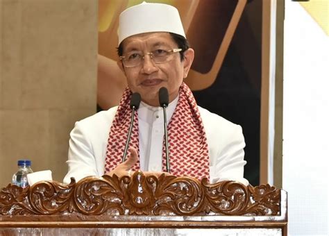 Profil Singkat Imam Masjid Istiqlal Sosok Yang Didoakan Panji Gumilang