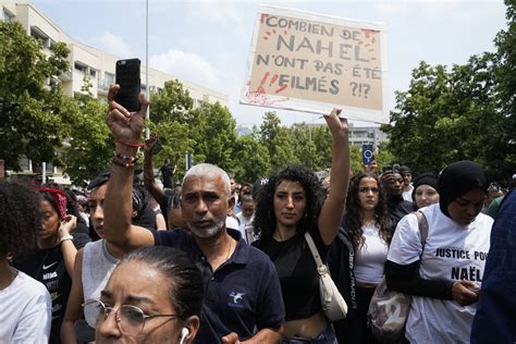 Mort De Nahel Violences Policières Comment La Vidéo Sest Imposée