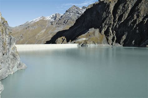 La Gestion De L Eau Grande Dixence L Nergie Renouvelable Au Coeur