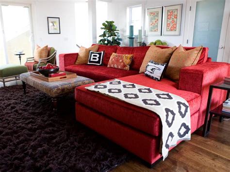 Living room design red couch | Hawk Haven