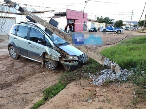 Barreiras Ba Assaltante Bate Carro Roubado Em Poste E Termina Preso