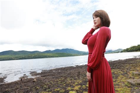 105センチの破壊力・凪ひかるが降臨！ そのくちびると瞳に吸い込まれそう｜newsポストセブン Part 2