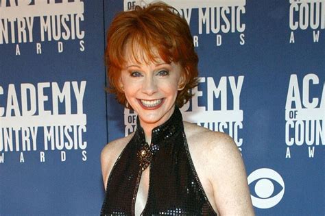 Reba Mcentire 46th Acm Awards