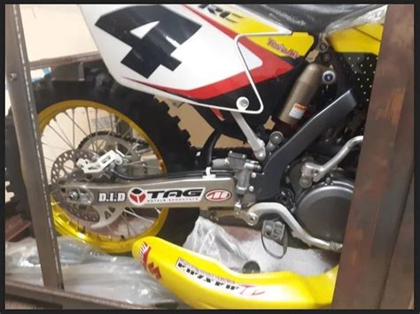 New In Crate 2006 Suzuki Rm250 Ricky Carmichael Edition Moto