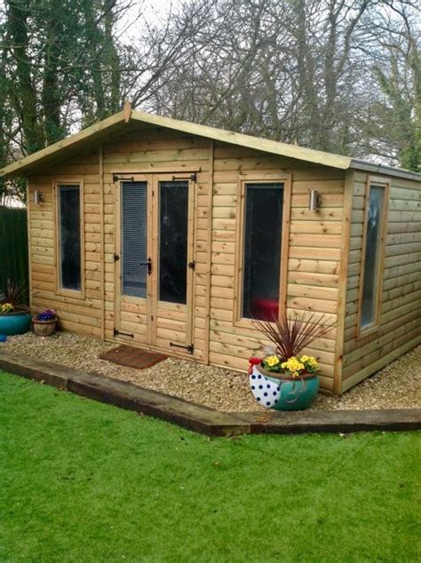 Summerhouse 16 – Sheds Ahead