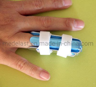 China Orthopedic Foam Padded Aluminium 4 Piece Type Finger Fracture