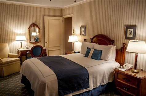 French Inspiration at The Hotel Elysee New York City - Travel Addicts